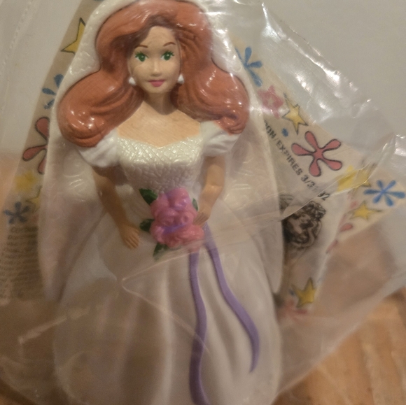 Vintage Barbie McDonalds Happy Meal Toy - Picture 2 of 5